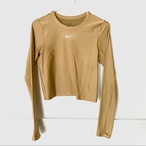 Nike Sleek Sports Crop